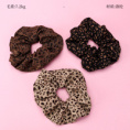 Small product photo - New Simple Leopard Print Scrunchie. Option #1