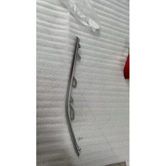 Large product photo - Front bumper lower right trim strip, 000001357. Option #1