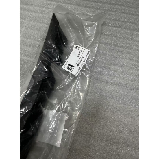 Large product photo - Front bumper right bracket, 000001365. Option #1