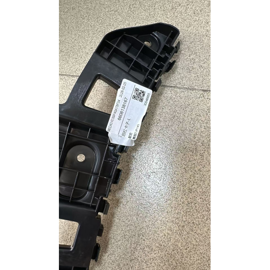 Large product photo - Rear bumper left bracket, 000001400. Option #1