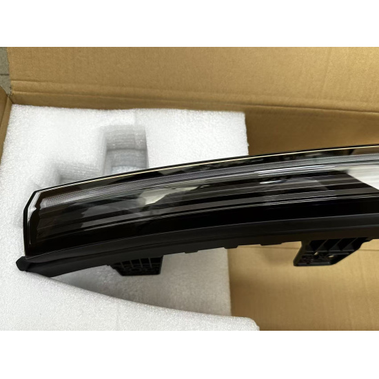 Large product photo - Front center light, 000001406. Option #1