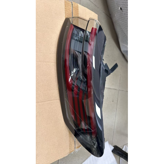 Large product photo - Tail light-R, 000001411. Option #1