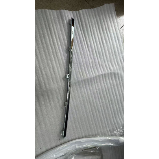 Large product photo - Rear bumper trim strip center, 000001448. Option #1