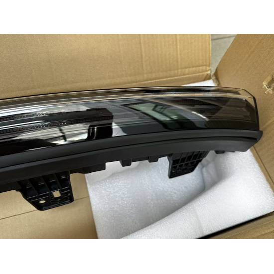Large product photo - Front center light 6608166082 Starship 7 Geely, 000001770. Option #1